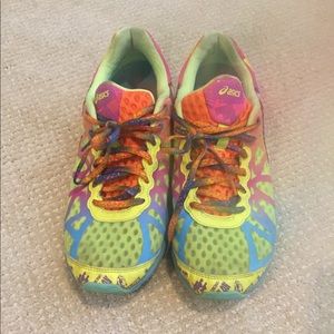 Running shoes